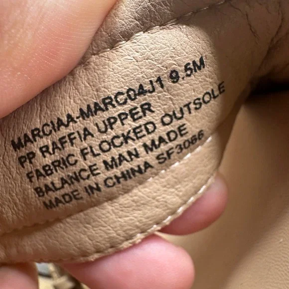 Madden Girl Sandals Womens 9.5 Natural Raffia Platform Buckle Flatform NEW - Picture 8 of 8